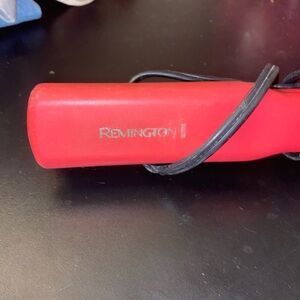 Remington Red Hair Styling Tool